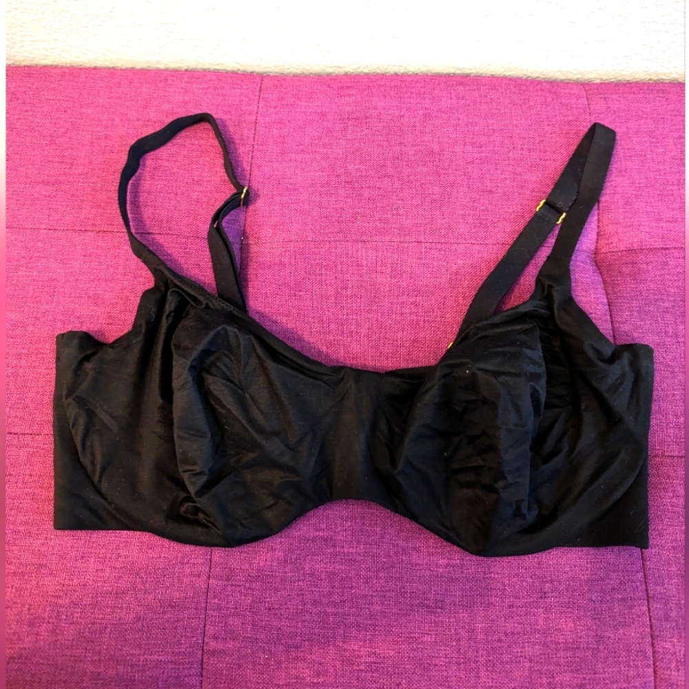 34DDD Black Victoria's Secret Bra